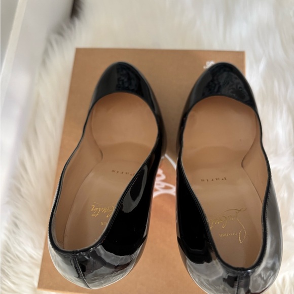 CHRISTIAN LOUBOUTIN Patent Bianca 140 Pumps size 38 in Black. - Picture 5 of 9